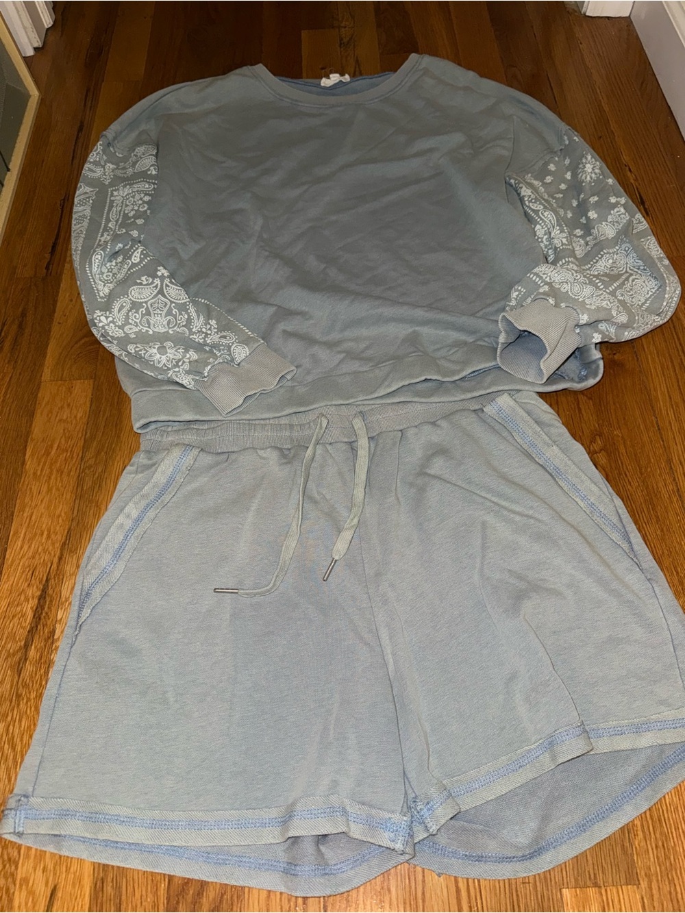 Matching set women’s